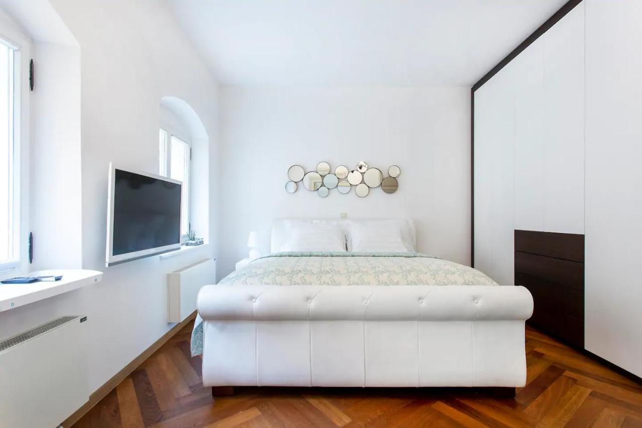 Apartamento Address Deluxe Downtown Liubliana Exterior foto